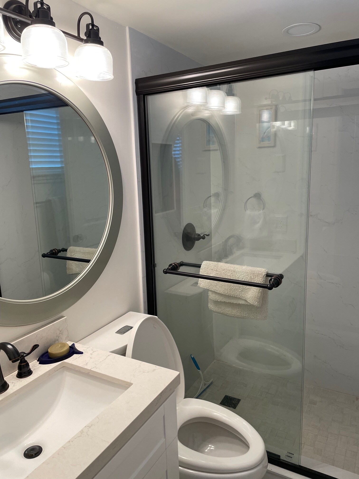 Building Photo - 901 S Surf Rd