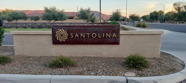 Building Photo - "COMING SOON" Lovely 3 Bedroom Home in Gre...