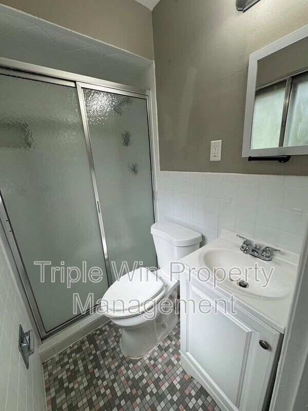 Building Photo - 11930 N Ranch Dr
