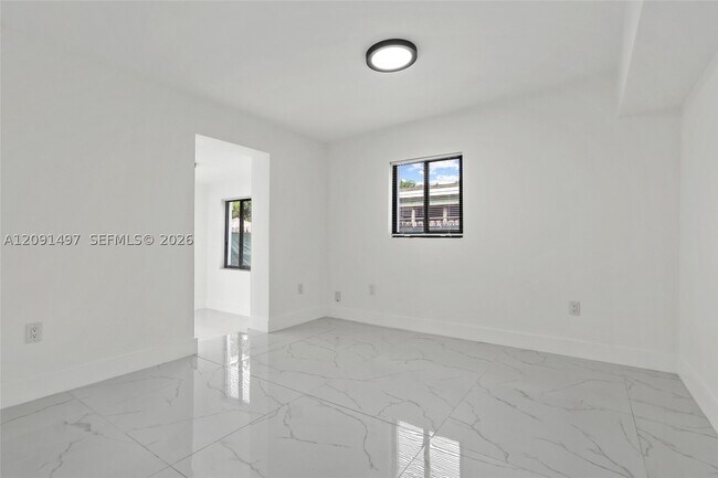 Building Photo - 431 E 62nd St