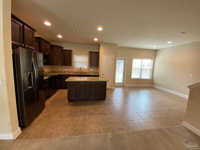 Building Photo - 2486 Redford Dr