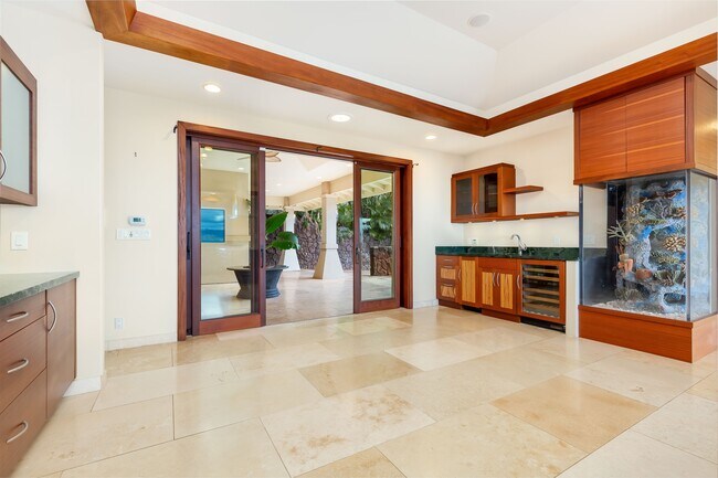 Building Photo - 44-113-113 Bayview Haven Pl