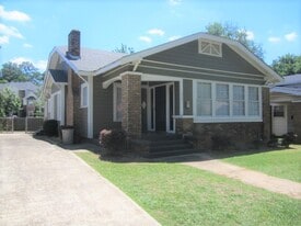 Building Photo - 617 10th Ct S