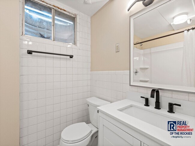 Building Photo - Modern Fort Collins Gem: Newly Remodeled H...
