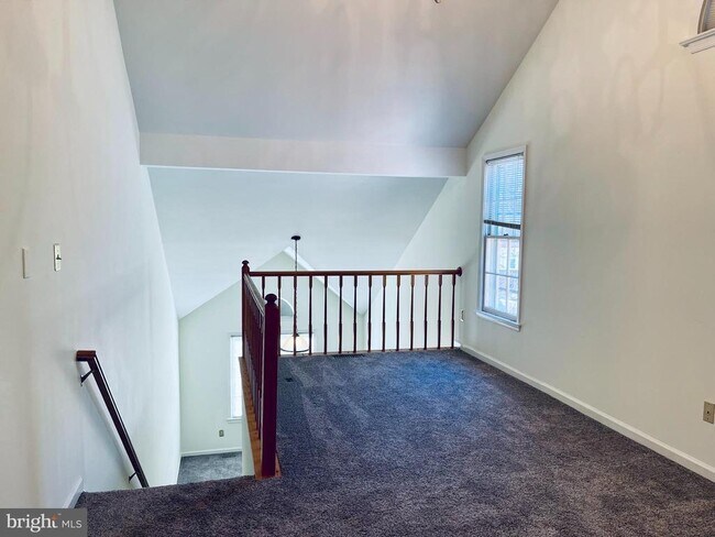 Building Photo - 1814 Duffield Ln