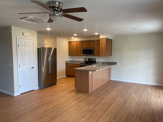 Building Photo - 7 Davian Dr