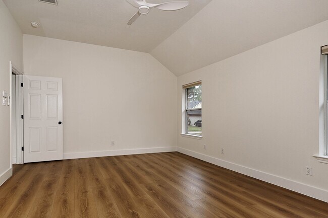 Building Photo - 122 S Abram Cir