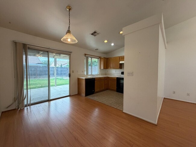 Building Photo - 2350 E Fallbrook Ave