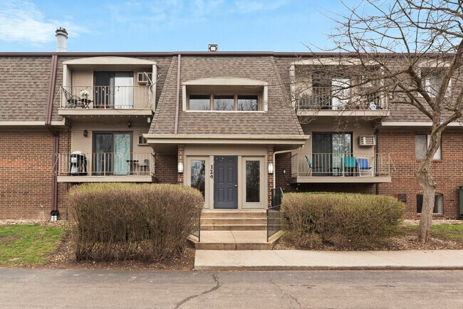 Primary Photo - 124 E Bailey Rd