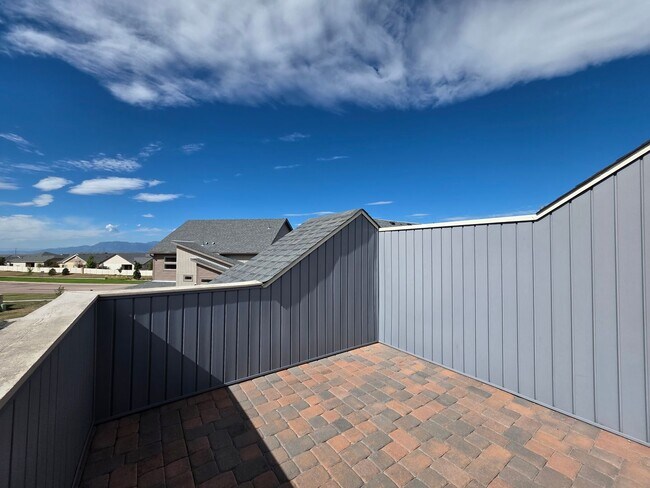 Building Photo - 9216 Timberlake Loop