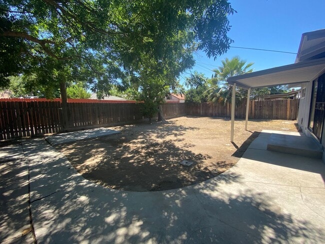 Building Photo - Coming Soon!! Apply Now!!