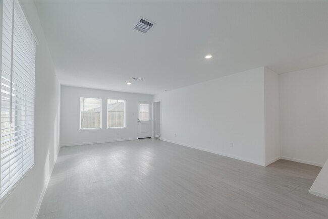 Building Photo - 18023 Trepito Ave