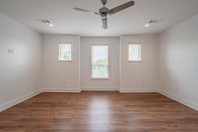 Building Photo - 6051 Ross Ave