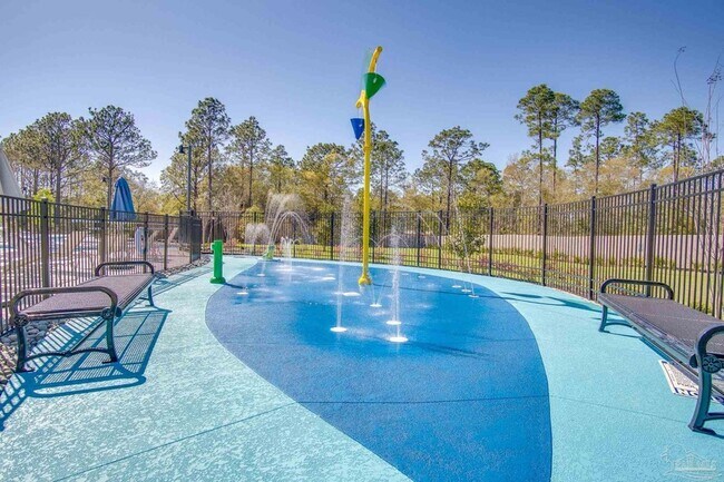 Building Photo - 8130 Fir Tree Dr