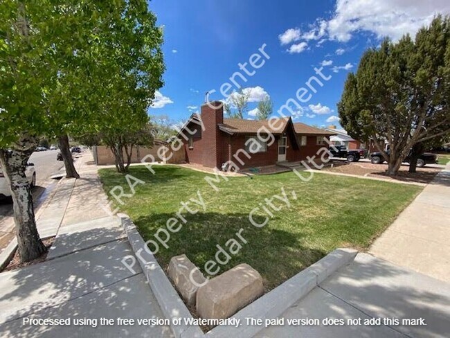 Building Photo - 394 S 500 W