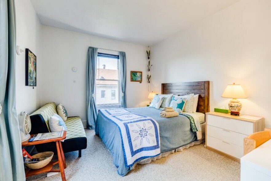 Bedroom 2 - 170 Mansfield St