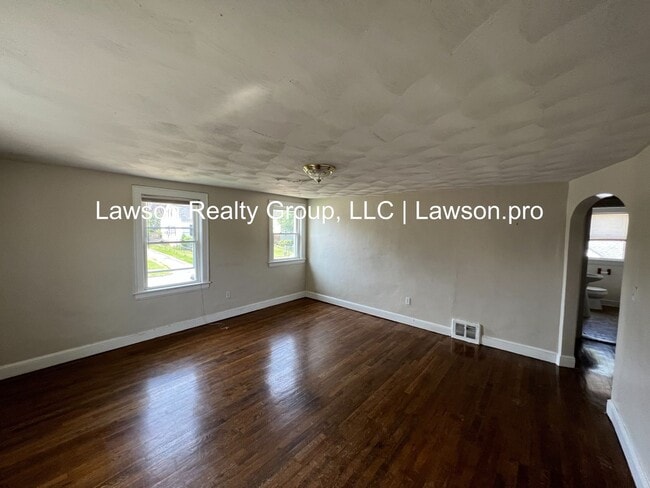 Building Photo - Fauquier 1022-1024