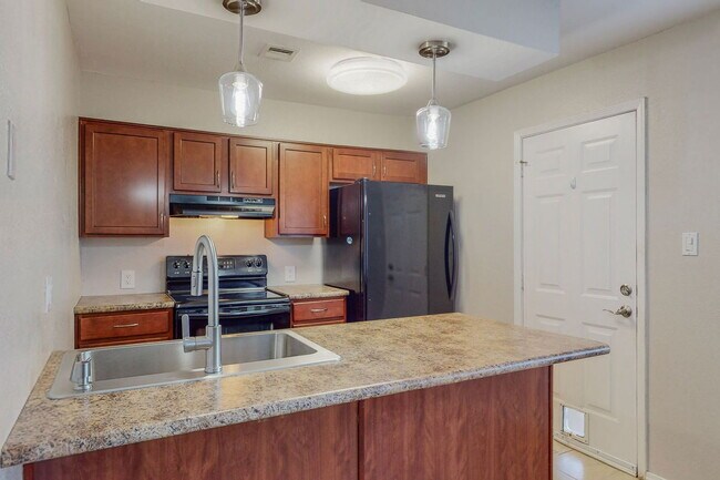 Building Photo - 4200 Montgomery Blvd NE