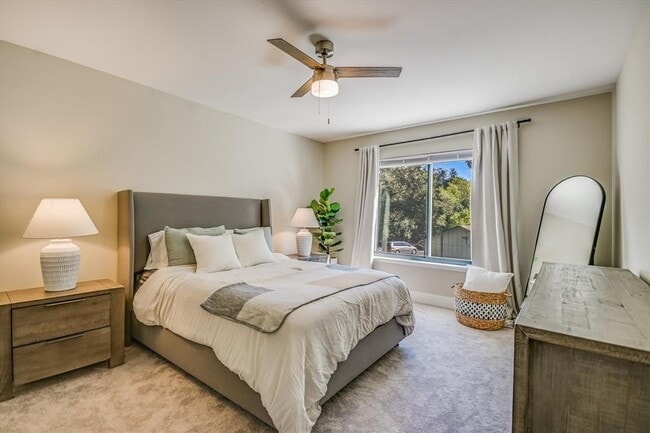 Building Photo - 5033 Fort Clark Dr