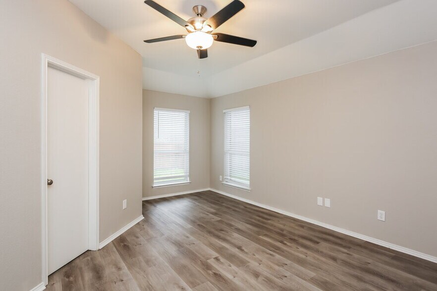 Building Photo - 1748 Cansler Ln