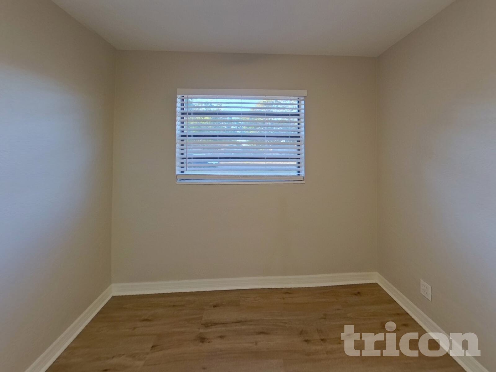 Building Photo - 2147 66th Ave S