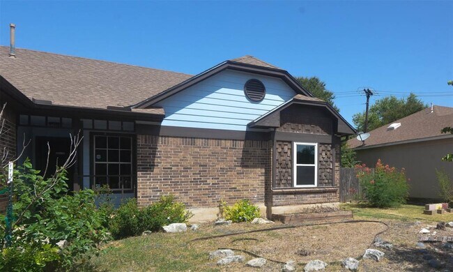 Building Photo - 16402 Malden Dr