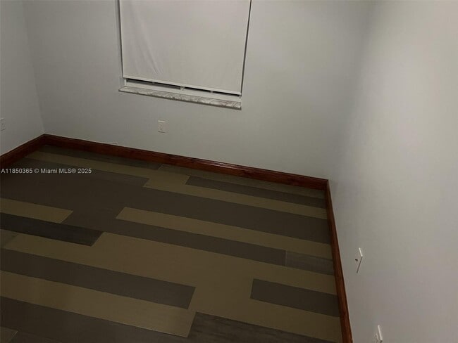 Building Photo - 5221 SW 154th Pl