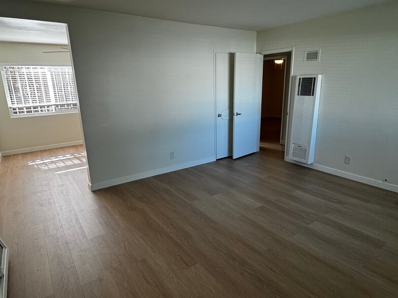 Living Room - 1500 Broadway