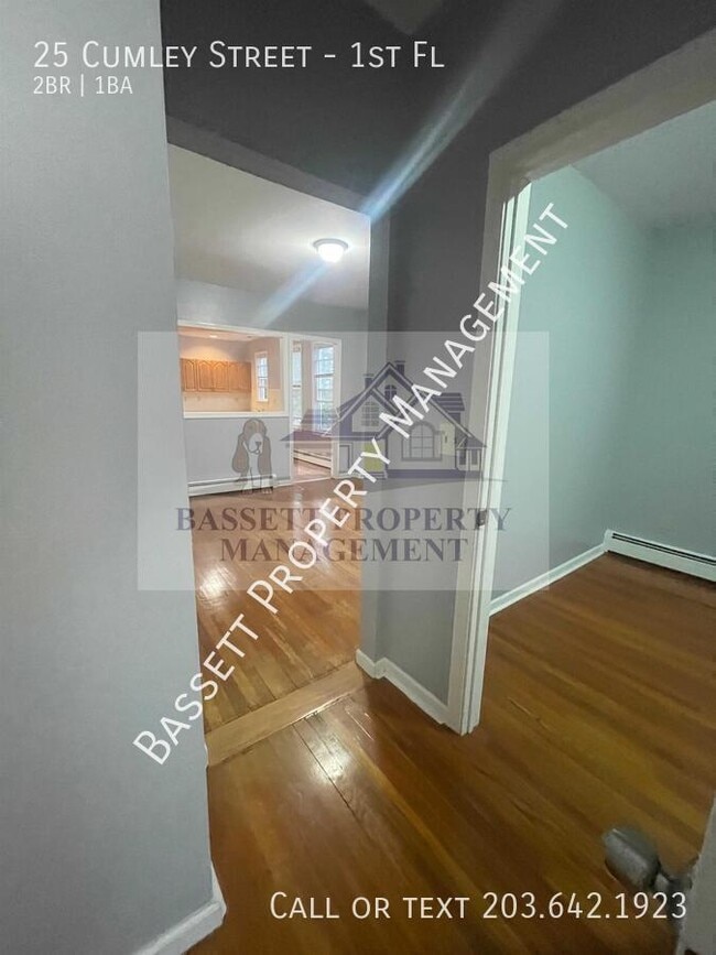 Building Photo - 25 Cumley St