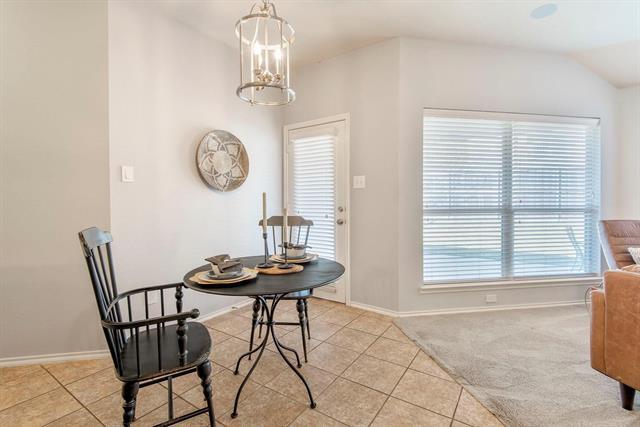 Building Photo - 9728 Hedge Bell Dr