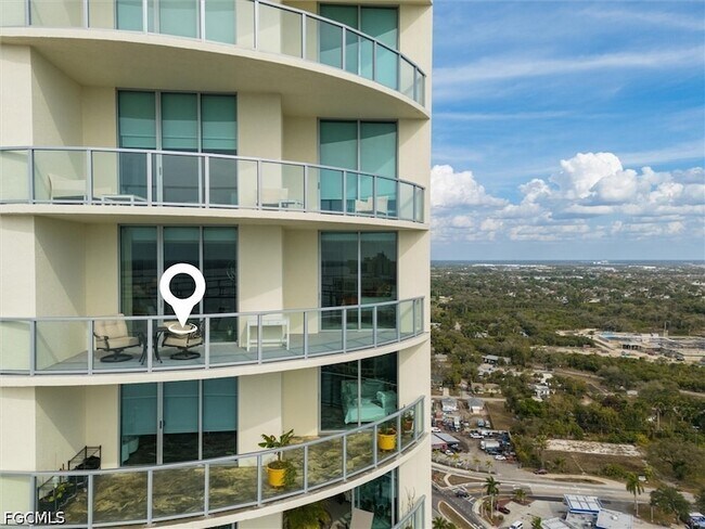 Building Photo - 3000 Oasis Way