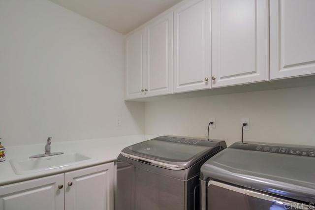 Building Photo - 262 Avenida Loretta