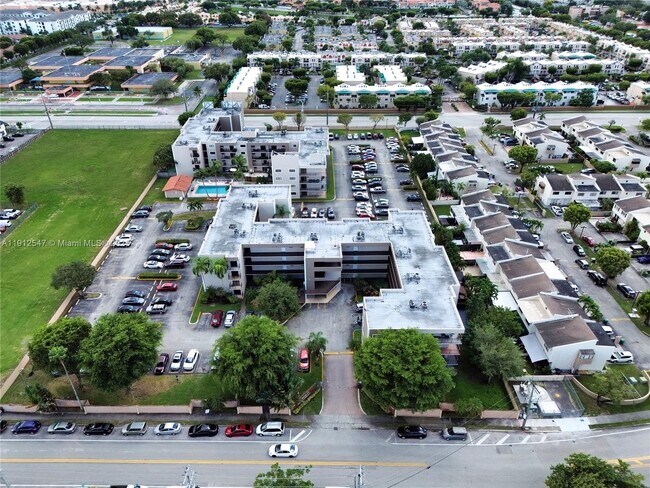 Building Photo - 8500 NW 8th St