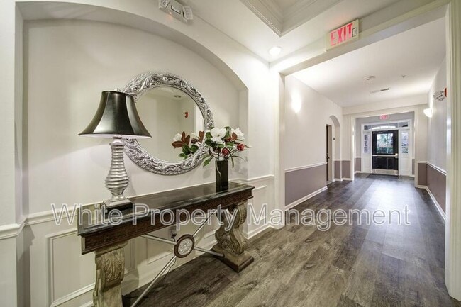 Building Photo - 15011 Santa Lucia Dr