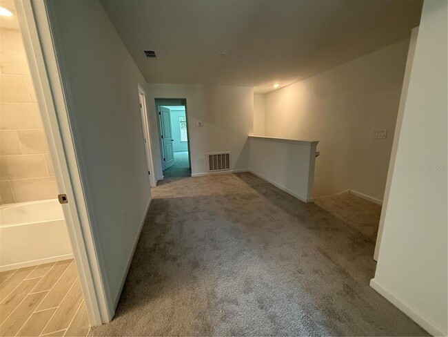 Building Photo - 3674 SE 37th Ct