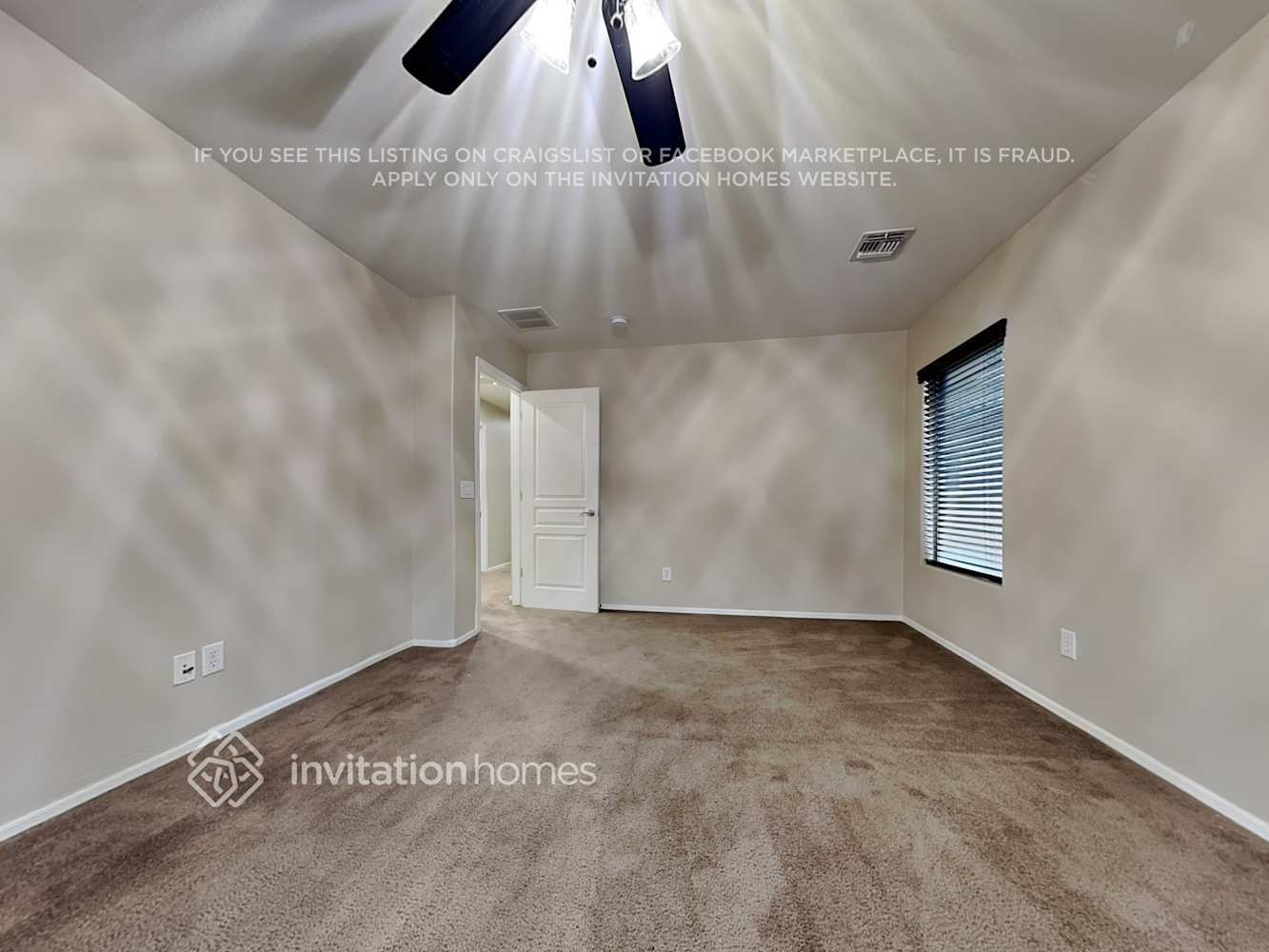 Building Photo - 3926 S Napa Ln