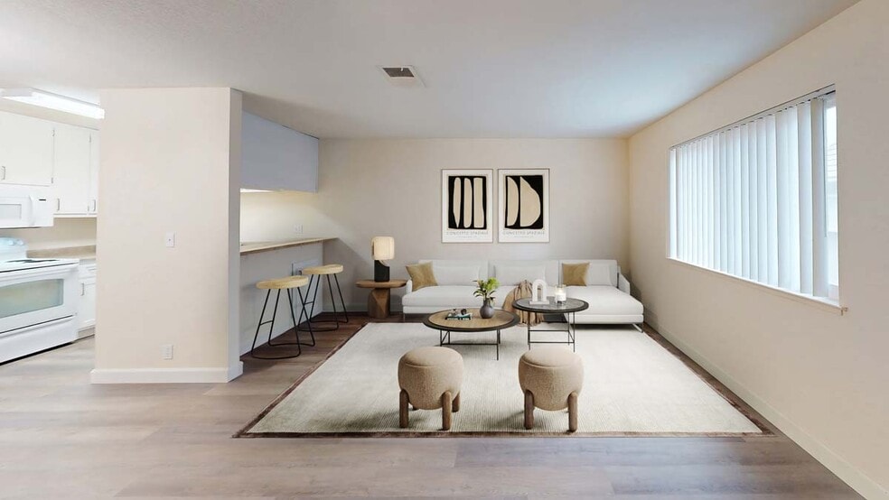 Building Photo - Fountain Circle Townhomes