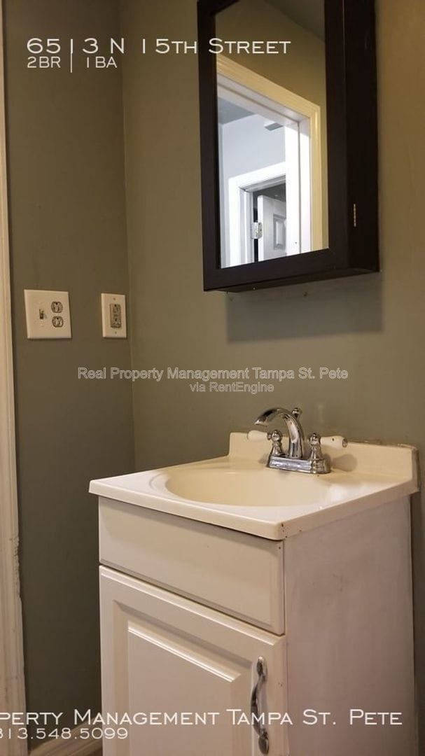 Building Photo - 6513 N 15th St