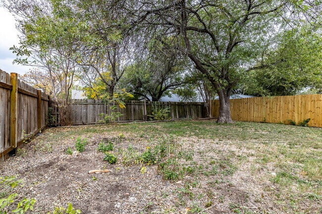 Building Photo - 8039 Big Bend