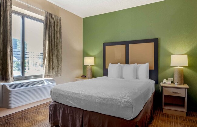 Building Photo - Furnished Studio-Dallas - Las Colinas - Meadow Creek Dr.