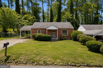 Building Photo - 1295 Westmont Rd SW