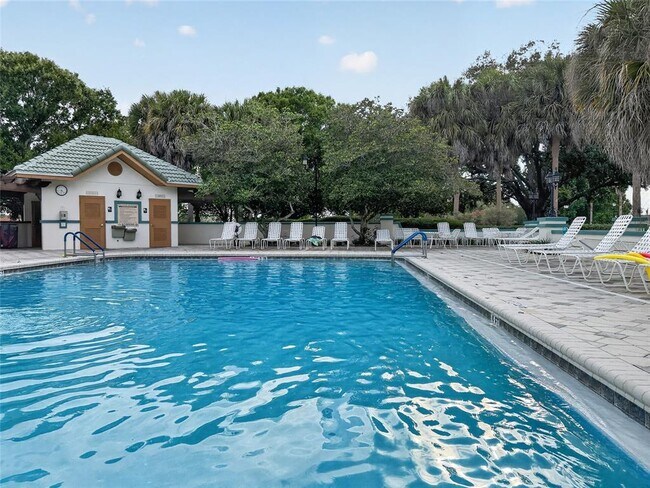 Building Photo - 1222 Santos Pl