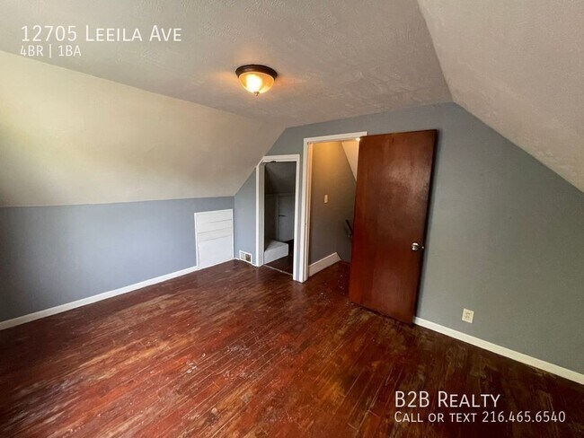 Building Photo - 12705 Leeila Ave