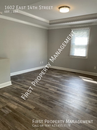 Building Photo - 1602 E 14th St