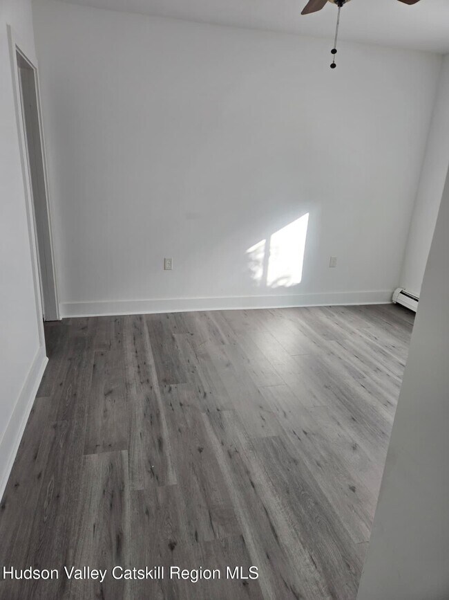 Building Photo - 5199-5203-5203 NY-32