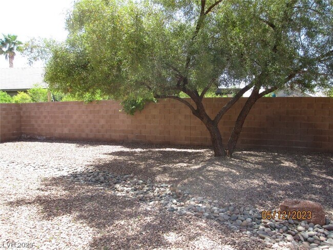 Building Photo - 6729 Curlews Ct