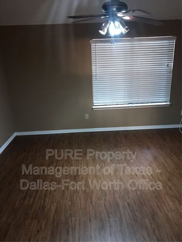 Building Photo - 6004 Meadowside Trail