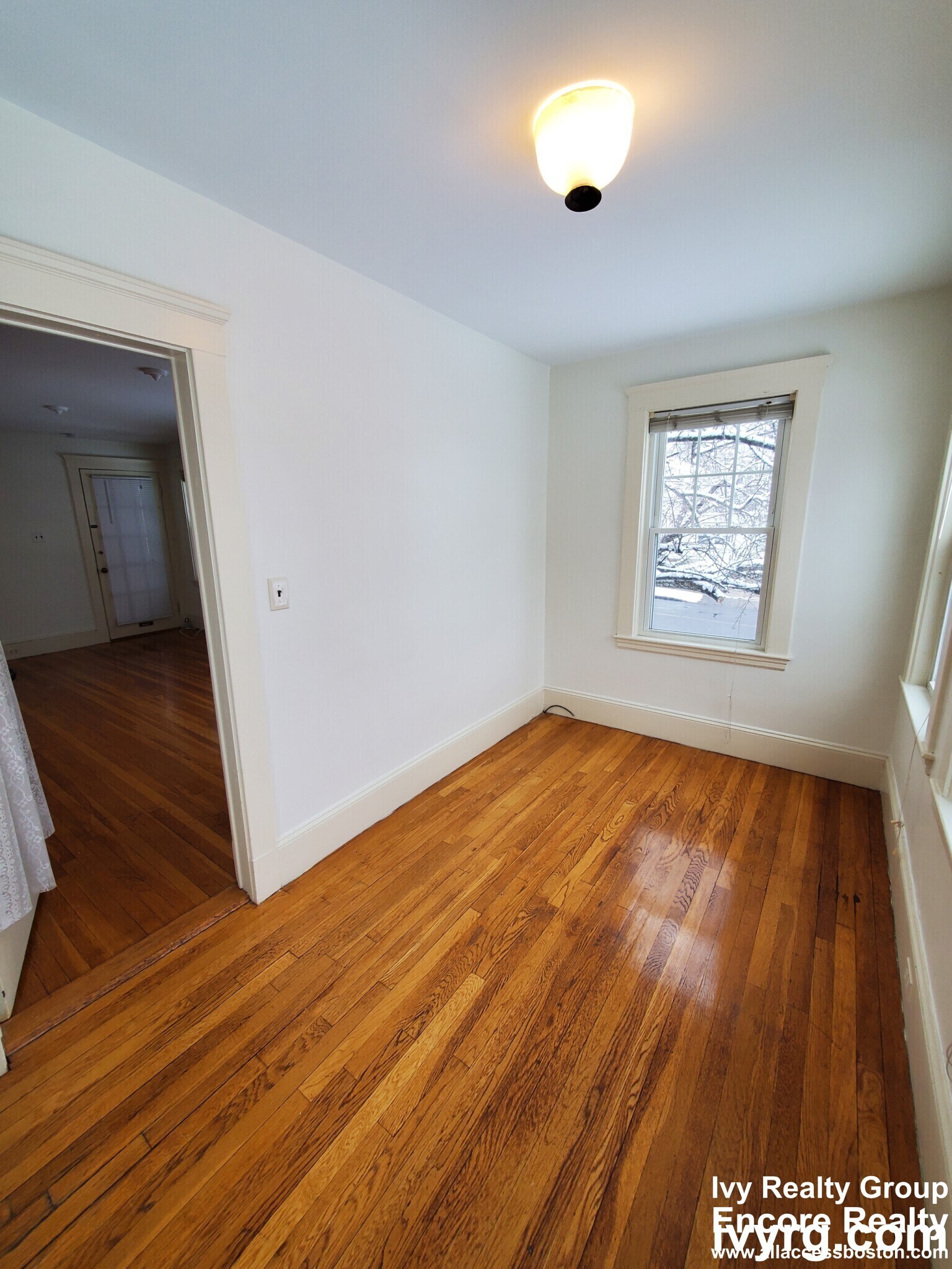 Building Photo - 52-54-54 Maplewood St