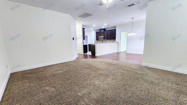 Building Photo - 3808 Hazelhurst Dr