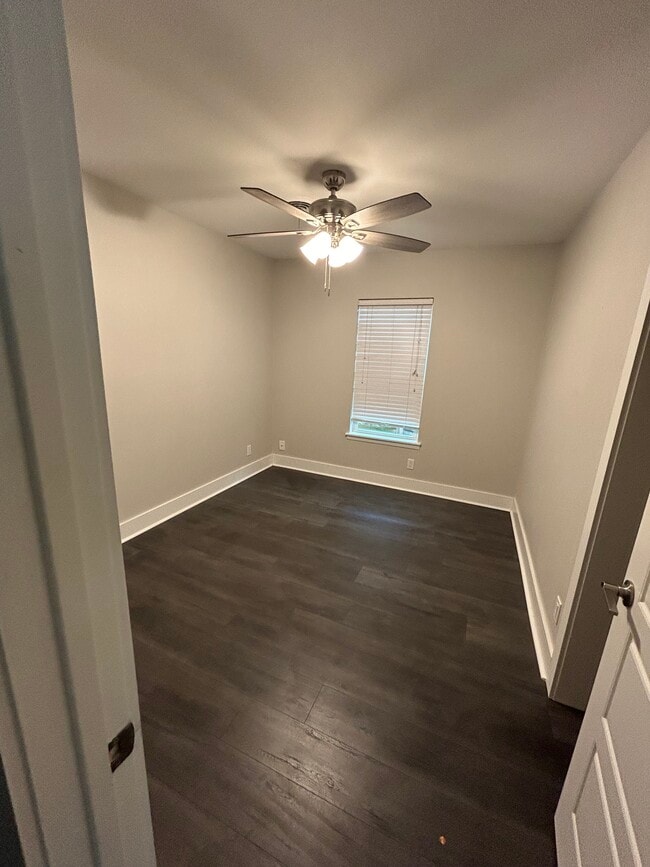Building Photo - 1808 Belford Dr